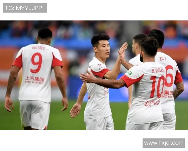 富力主场迎战上海上港期待精彩对决争夺中超积分榜重要位置