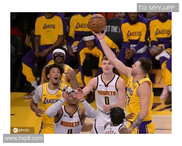 掘金与湖人激战正酣文字直播全程回顾与精彩瞬间分析